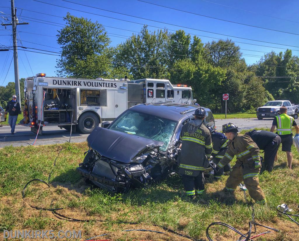 6 Vehicle Accident with One Trapped - Dunkirk Volunteer Fire Department